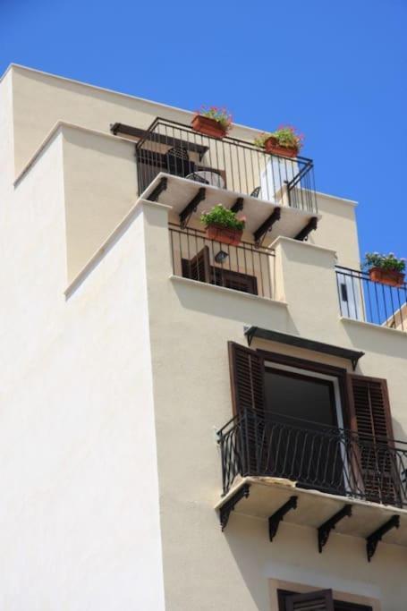 A Terrace In The Heart Of Palermo Apartment Luaran gambar